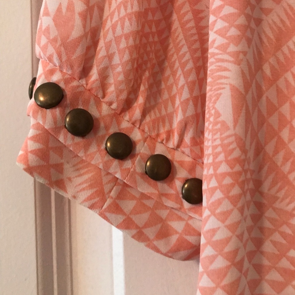 Blouse - Picture 2 of 5